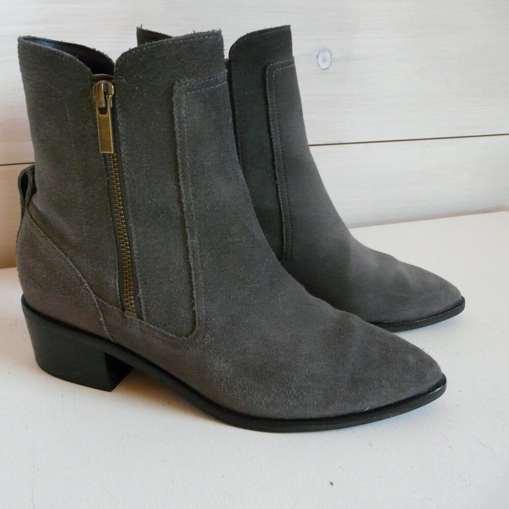 Ladies Cole Haan Grand OS Zip Boots 7 B Gray Suede Ankle Boots